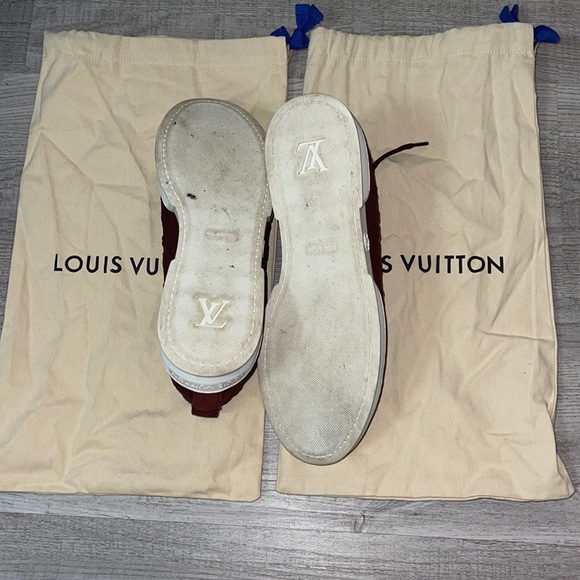 Louis Vuitton Sneakers - Picture 6 of 9